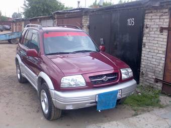 1999 Suzuki Grand Vitara Pictures