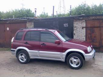 1999 Suzuki Grand Vitara Pictures