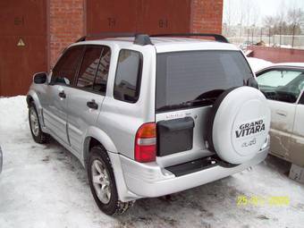 2000 Suzuki Grand Vitara Photos