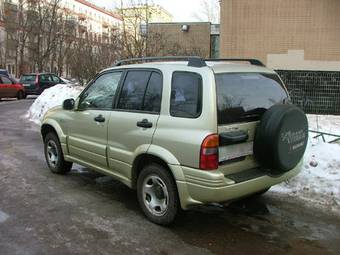 2000 Suzuki Grand Vitara Pictures