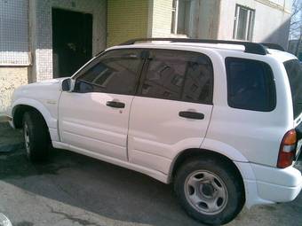 2000 Suzuki Grand Vitara Photos