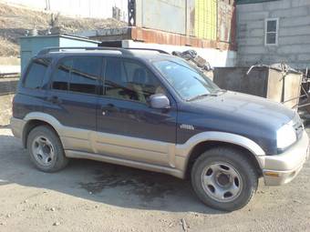 2000 Suzuki Grand Vitara Photos