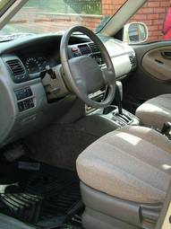 2000 Suzuki Grand Vitara Pics