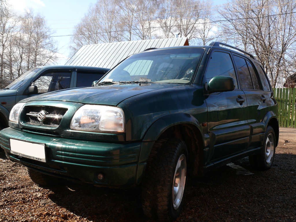 2000 Suzuki Grand Vitara specs, Engine size 2.5l., Fuel