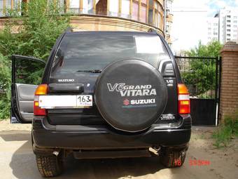 2000 Suzuki Grand Vitara Photos