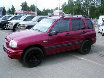 2000 Suzuki Grand Vitara Photos