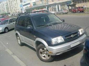 2000 Suzuki Grand Vitara Pictures