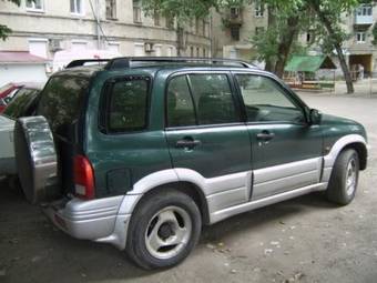 2000 Suzuki Grand Vitara Photos