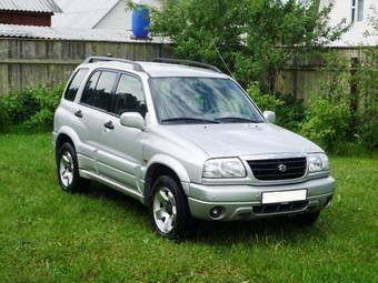 2000 Suzuki Grand Vitara Photos