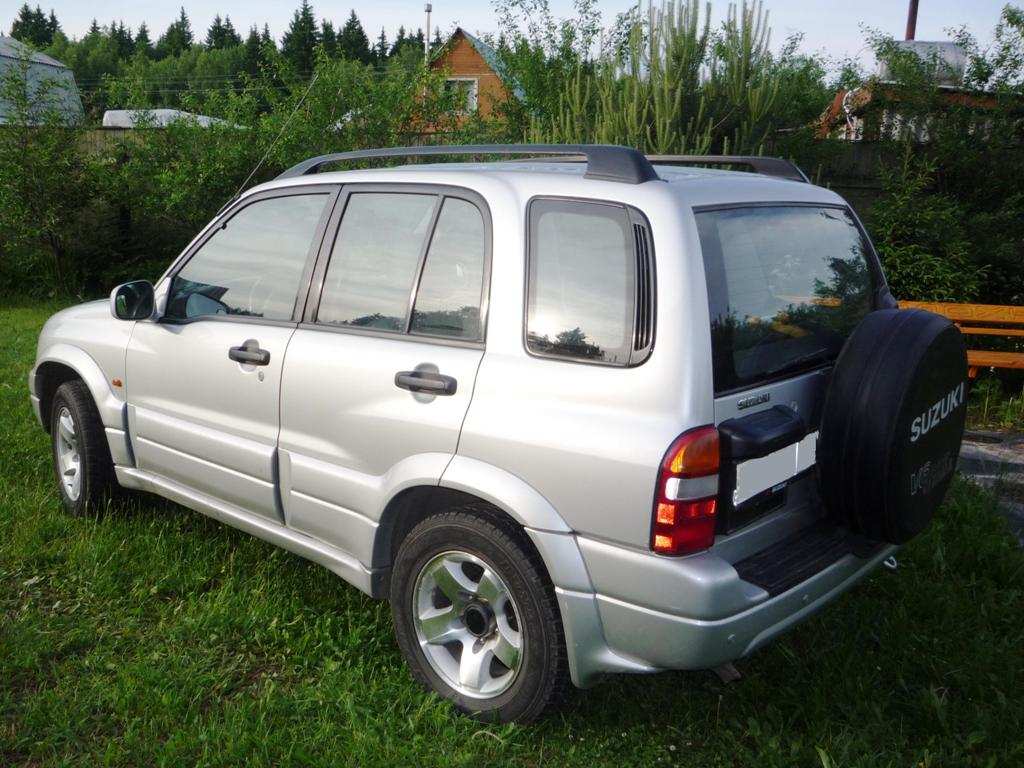 Suzuki grand vitara 2000 год