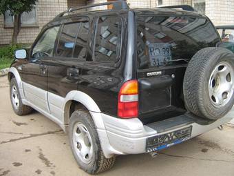 2000 Suzuki Grand Vitara Photos