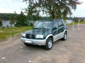 2000 Suzuki Grand Vitara Pictures