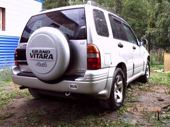 2000 Suzuki Grand Vitara Photos