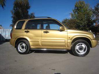 2000 Suzuki Grand Vitara Photos