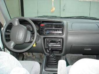 2002 Suzuki Grand Vitara Photos