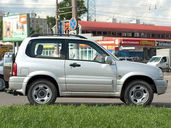 2002 Suzuki Grand Vitara Pictures