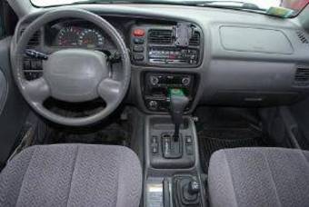 2002 Suzuki Grand Vitara Photos