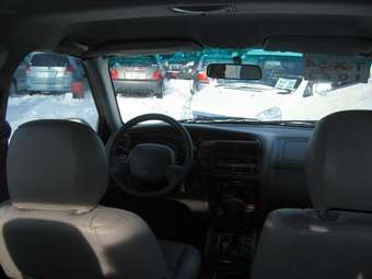 2003 Suzuki Grand Vitara Pics