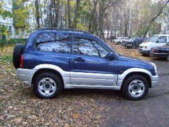 2003 Suzuki Grand Vitara Pics