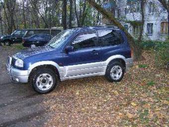 2003 Suzuki Grand Vitara Photos