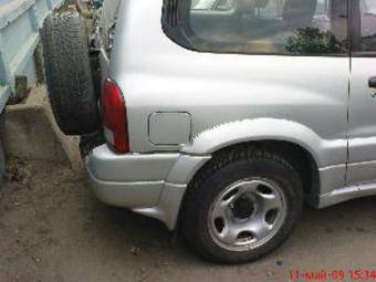 2003 Suzuki Grand Vitara Pictures