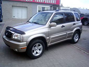 2003 Suzuki Grand Vitara Pictures