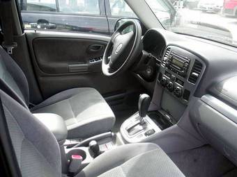 2003 Suzuki Grand Vitara Pictures