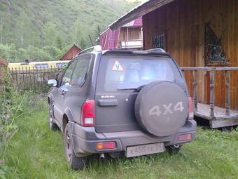 2003 Suzuki Grand Vitara Pictures