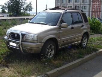 2003 Suzuki Grand Vitara Pictures