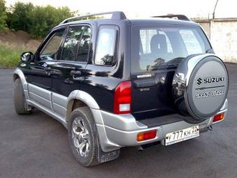 2003 Suzuki Grand Vitara Photos