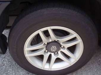 2004 Suzuki Grand Vitara Pics