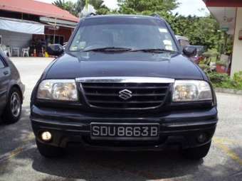 2004 Suzuki Grand Vitara Photos