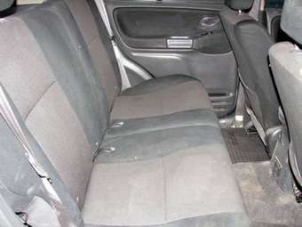 2004 Suzuki Grand Vitara Pictures