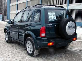 2004 Suzuki Grand Vitara Pictures