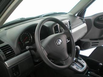 2004 Suzuki Grand Vitara Photos