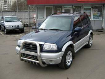 2004 Suzuki Grand Vitara Photos