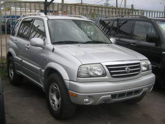 2004 Suzuki Grand Vitara Images