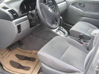 2004 Suzuki Grand Vitara Pics