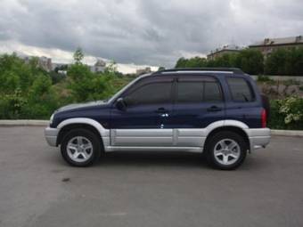 2004 Suzuki Grand Vitara Photos