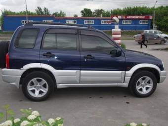 2004 Suzuki Grand Vitara Photos