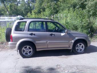 2004 Suzuki Grand Vitara Photos