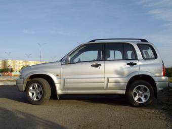 2004 Suzuki Grand Vitara Photos