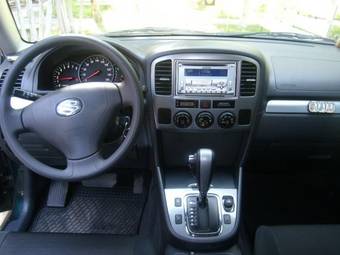 2004 Suzuki Grand Vitara Pictures