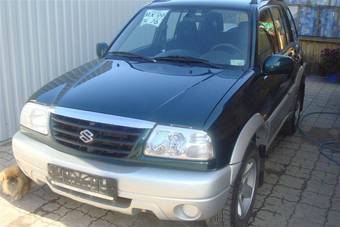 2004 Suzuki Grand Vitara Photos