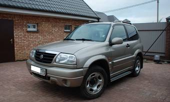 2004 Suzuki Grand Vitara Pictures