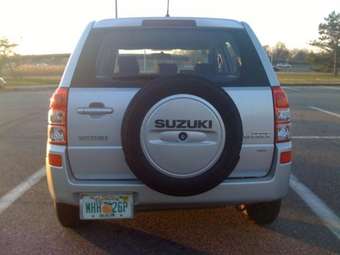 2005 Suzuki Grand Vitara Pictures