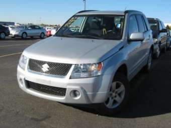 2005 Suzuki Grand Vitara Photos