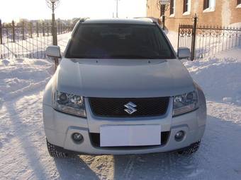 2005 Suzuki Grand Vitara Pictures