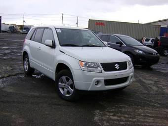 2005 Suzuki Grand Vitara Images