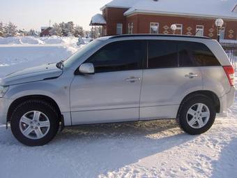 2005 Suzuki Grand Vitara Pictures